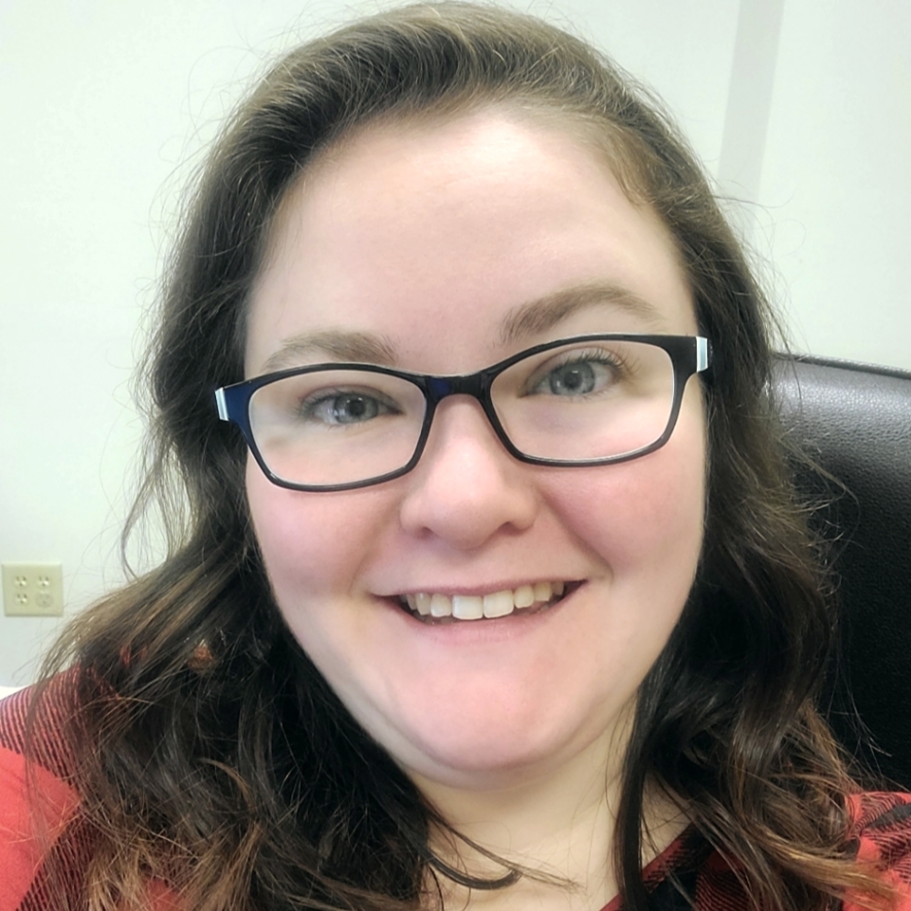 Meet your Posher, Roxanne
